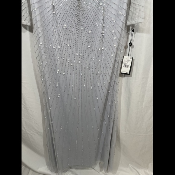 NWT Adrianna Papell‎ Sequin Beaded 3/4 Sleeve Gown - Picture 9 of 15